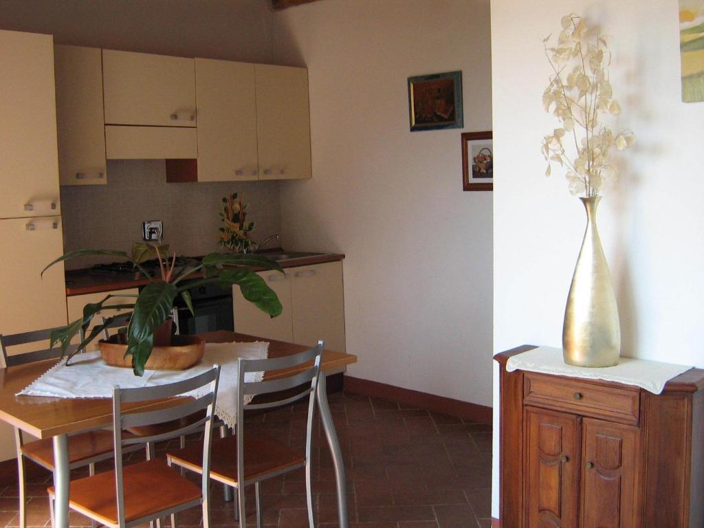 Certine Agriturismo أسكيانو الغرفة الصورة